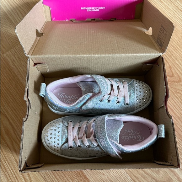 Skechers Other - SKECHERS Girls' Twinkle Sparks Heather Charm Shoes Sz 13